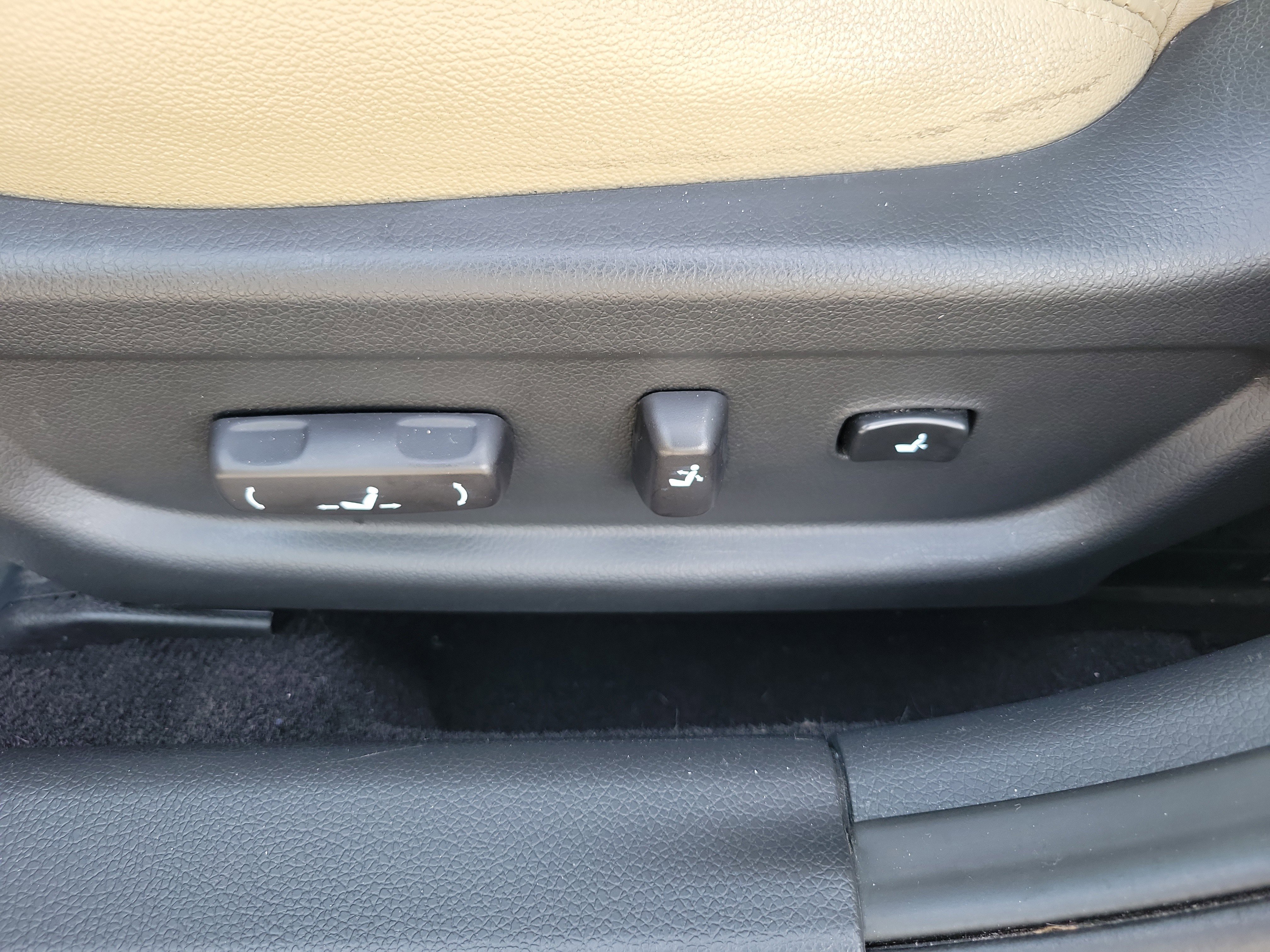 Used 2012 Kia Optima EX image 22