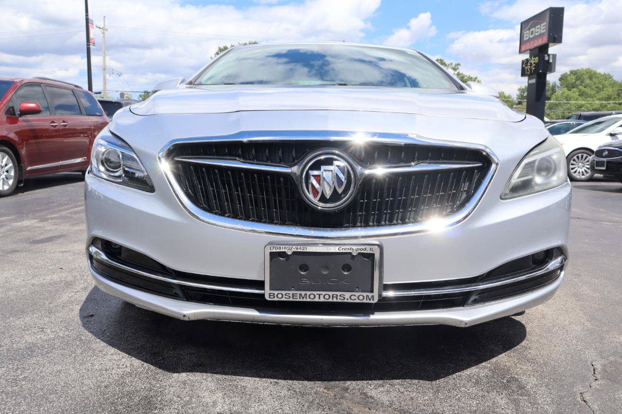 Used 2018 Buick LaCrosse Essence FWD image 8