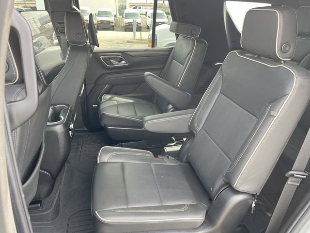 Used 2024 GMC Yukon SLT w/ SLT Premium Package AWD/4WD image 22