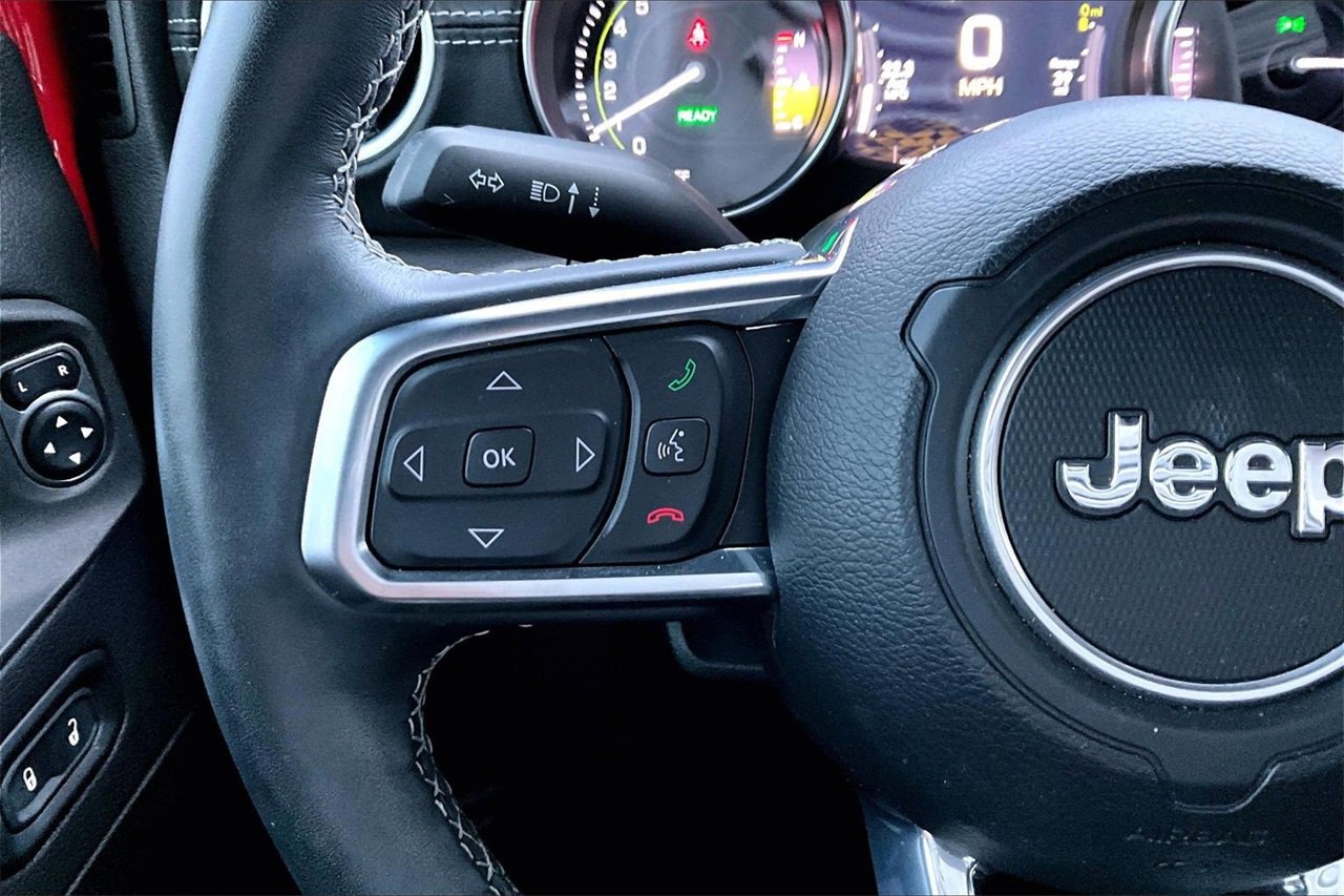 Used 2023 Jeep Wrangler Unlimited Sahara w/ Cold Weather Group image 27