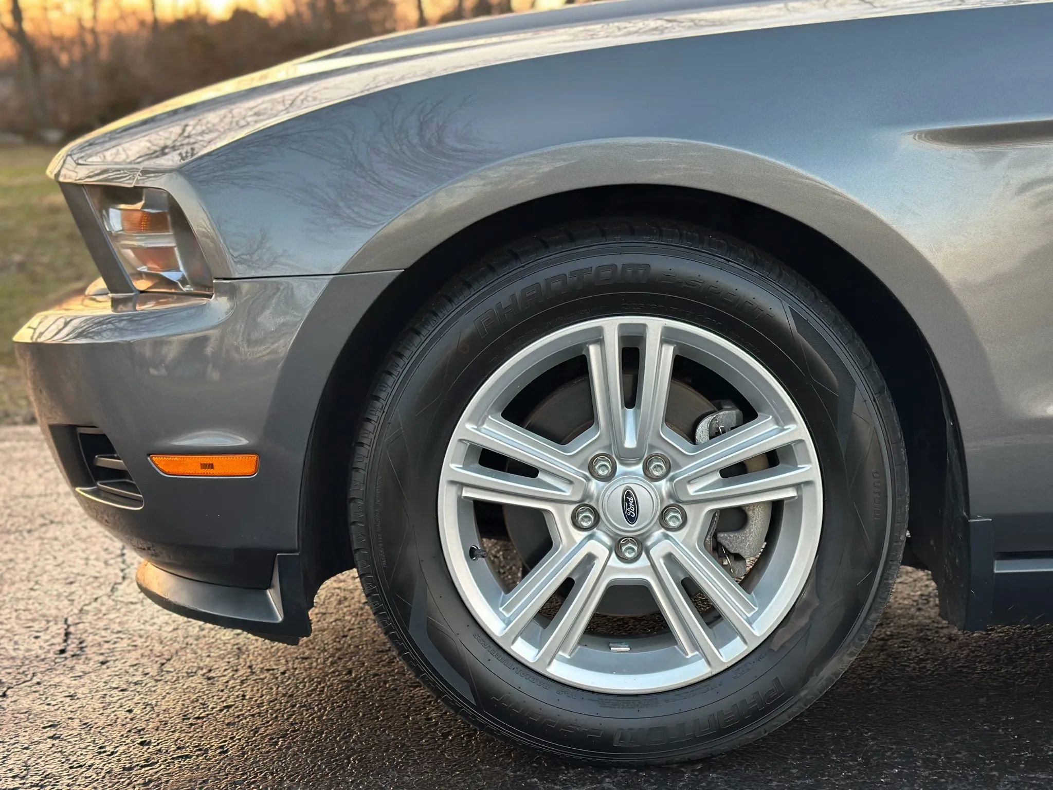 Used 2011 Ford Mustang Coupe image 9