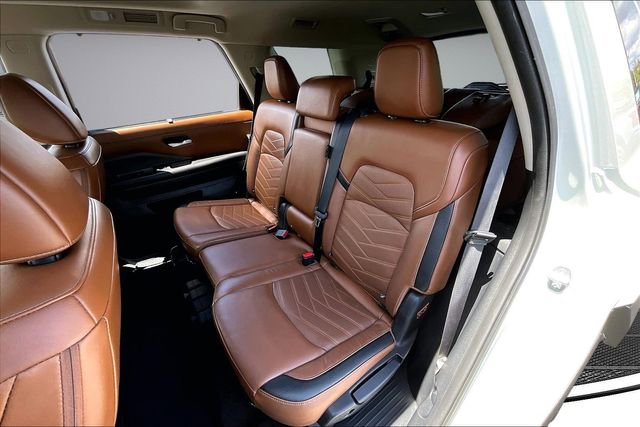 Certified 2023 Nissan Pathfinder Platinum w/ Cargo Package FWD image 22