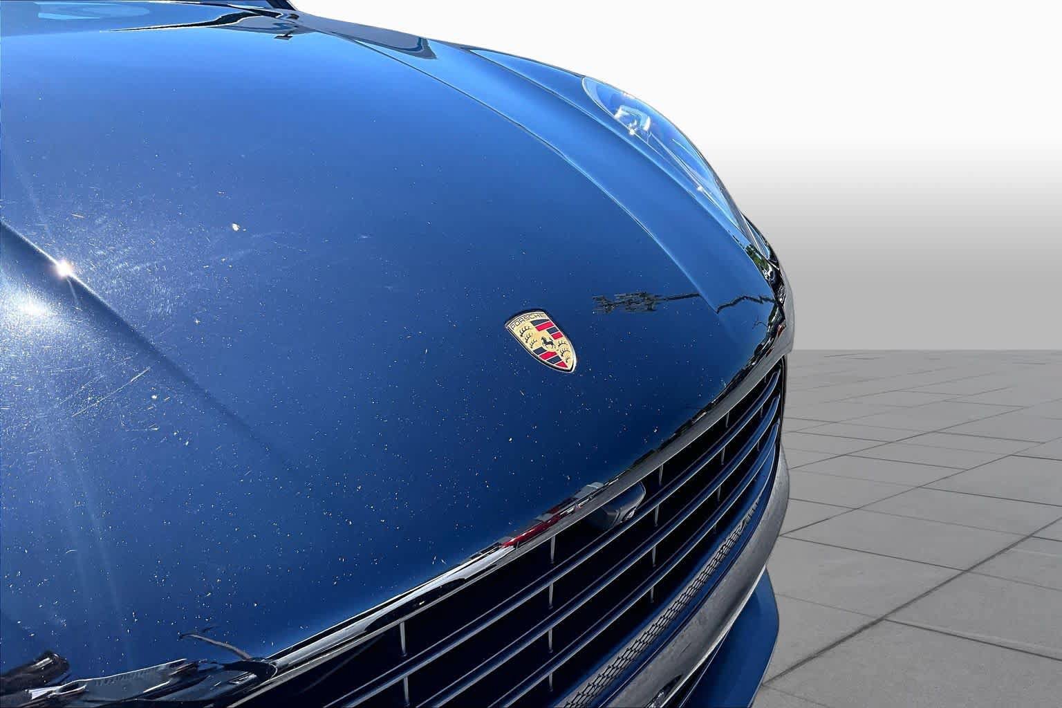 Used 2021 Porsche Macan S AWD/4WD image 28