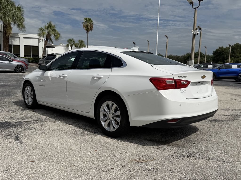 Used 2024 Chevrolet Malibu LT FWD image 7