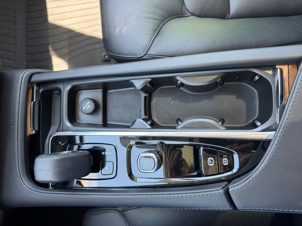 Certified 2023 Volvo XC90 B6 Plus w/ Protection Package Premier AWD/4WD image 20