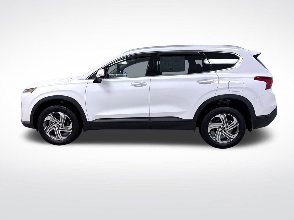 Used 2023 Hyundai Santa Fe SEL w/ Cargo Package image 2