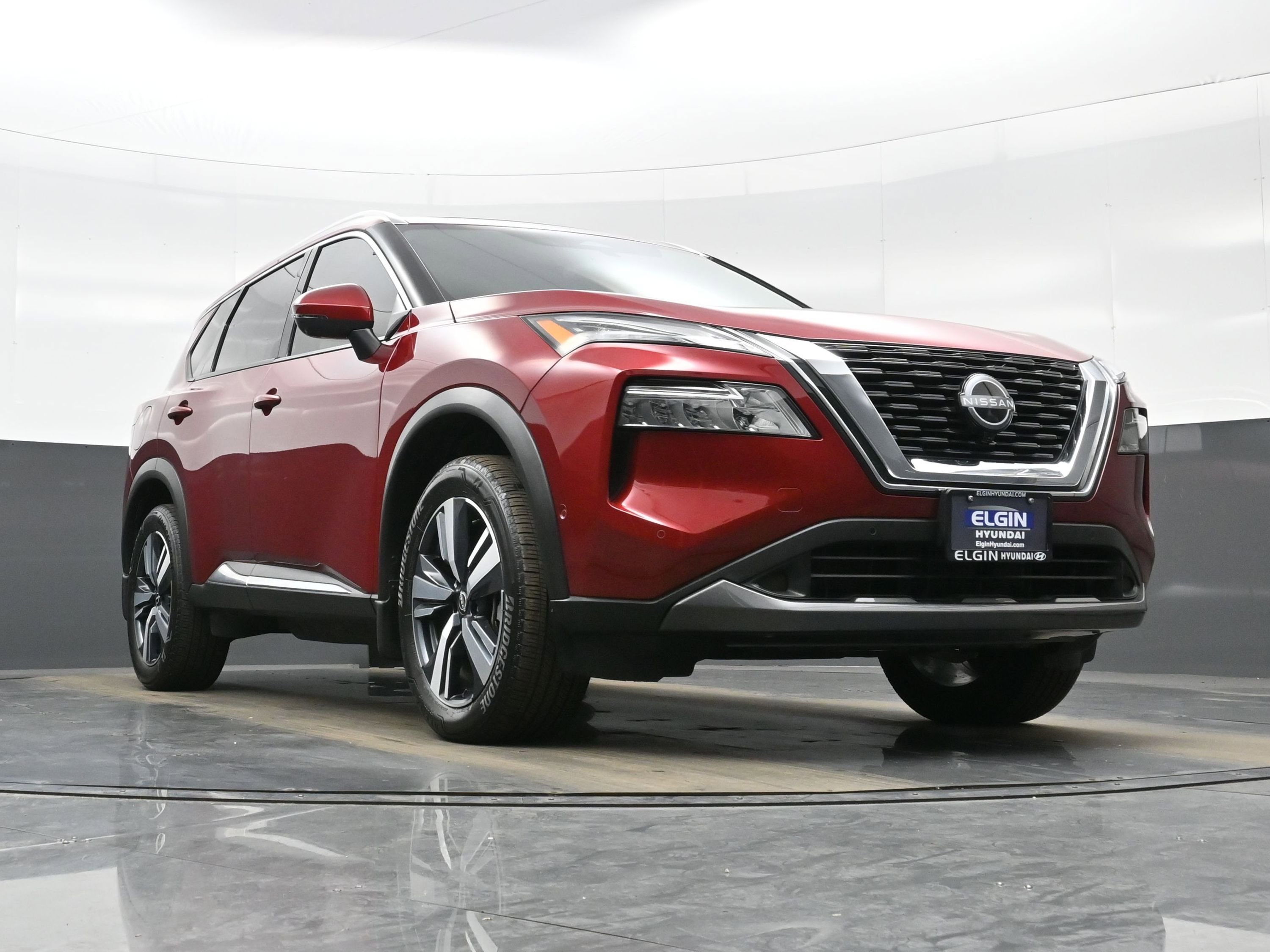 Used 2023 Nissan Rogue SL w/ SL Premium Package image 34