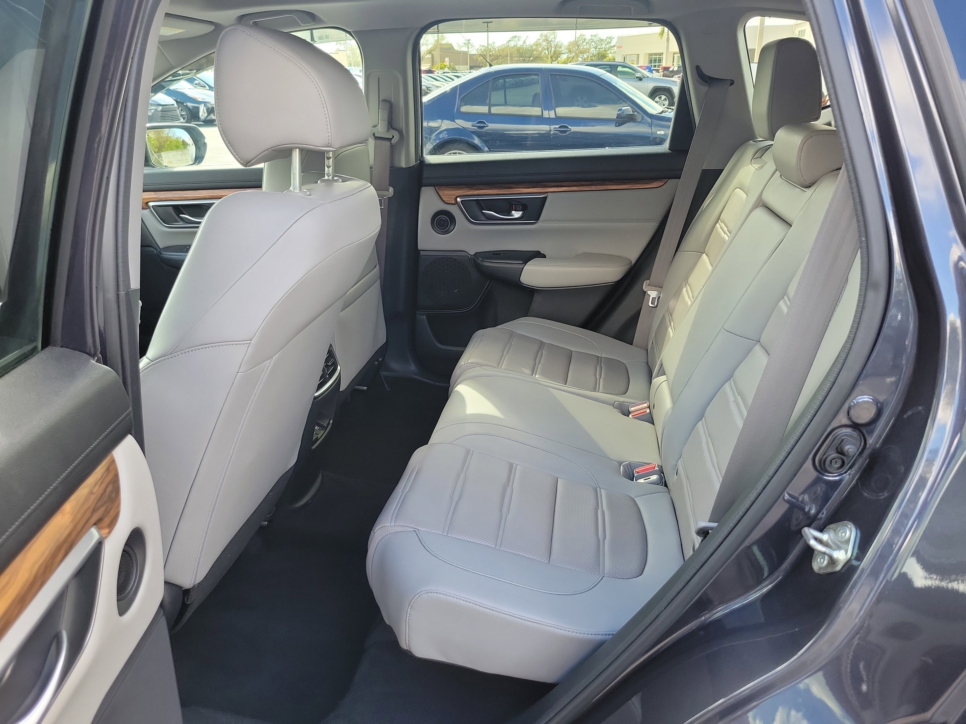 Used 2018 Honda CR-V Touring image 11