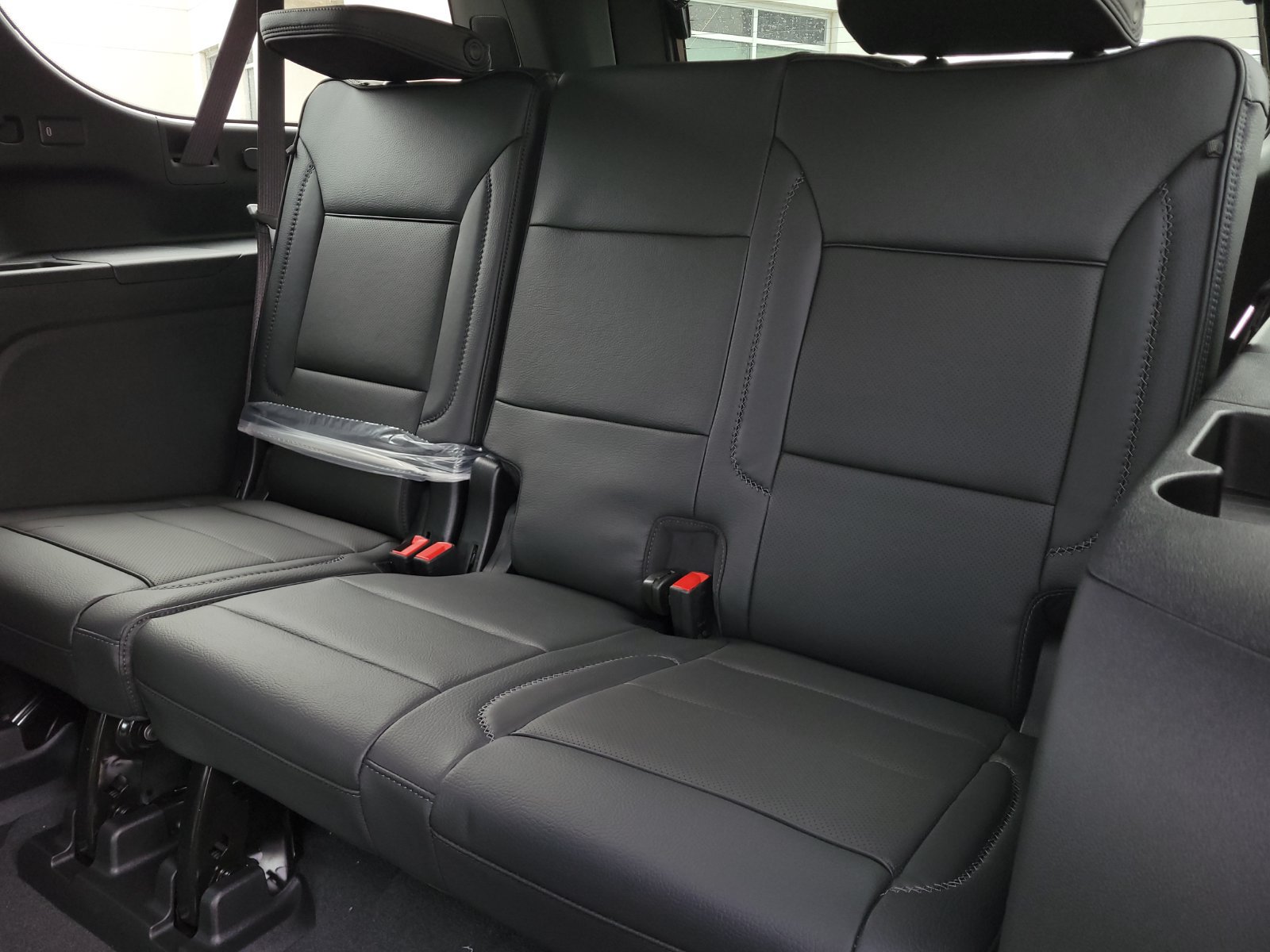 New 2026 GMC Yukon XL Denali w/ Denali Reserve Package AWD/4WD image 9