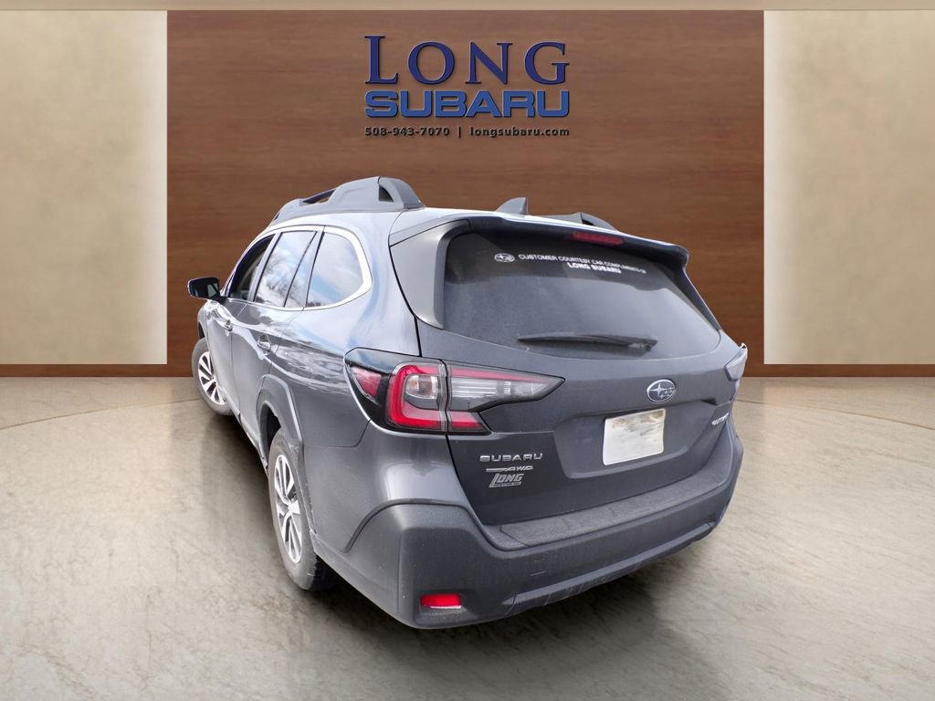 Certified 2025 Subaru Outback Premium image 7
