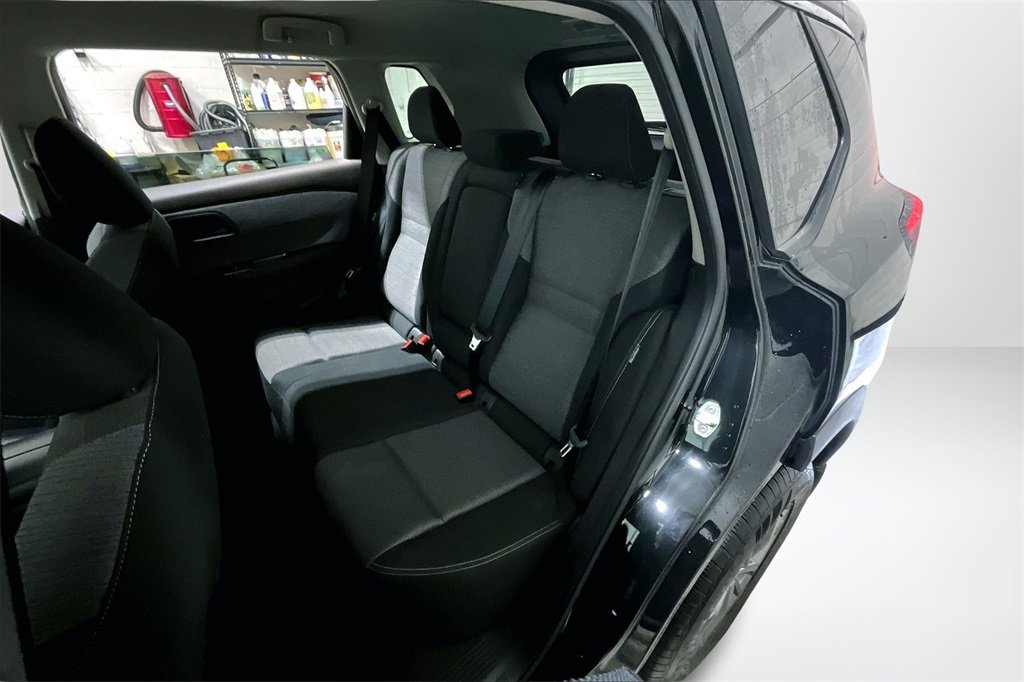 Used 2022 Nissan Rogue S image 22