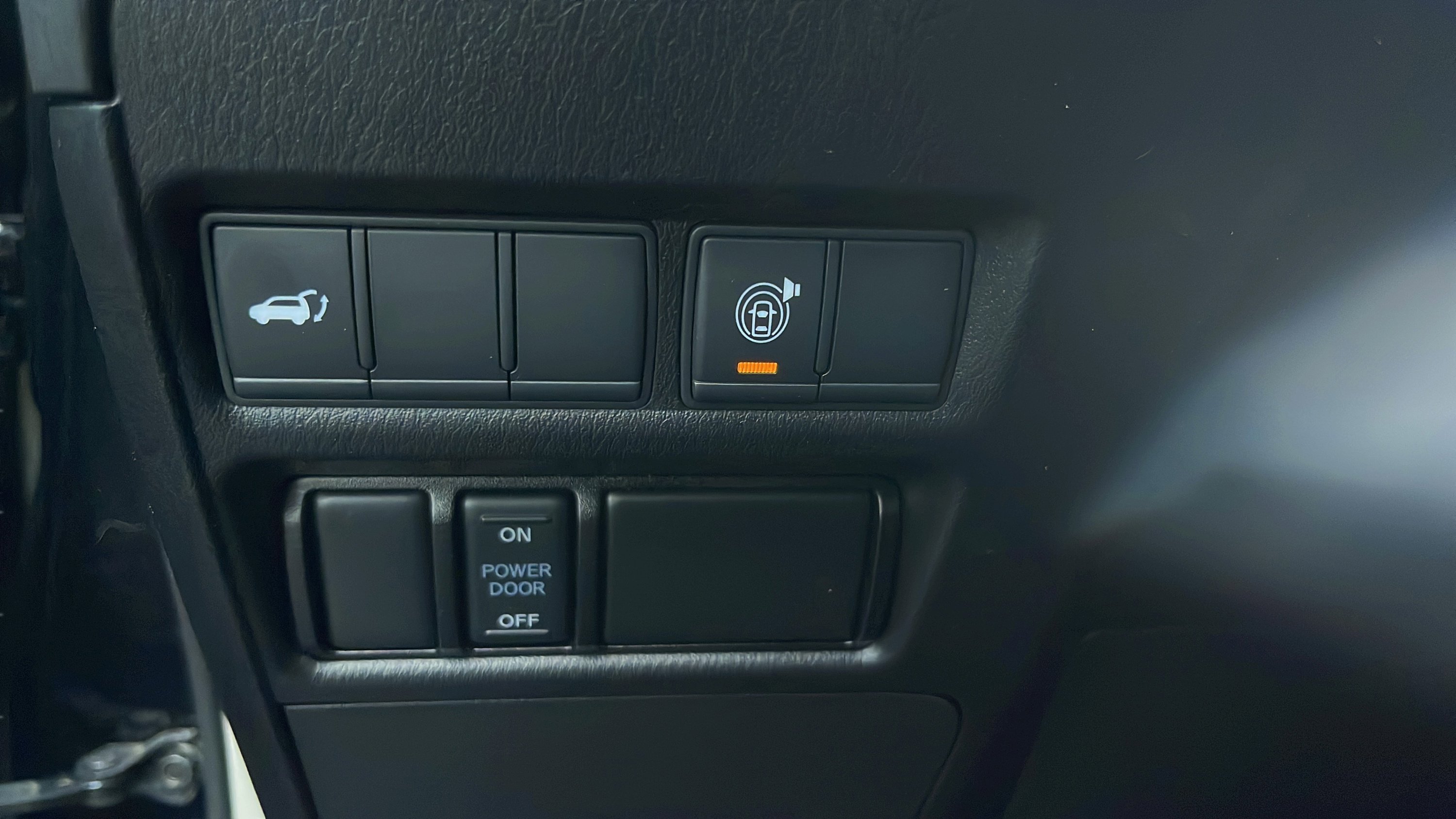 Used 2021 Nissan Armada SL w/ Captain's Chairs Package AWD/4WD image 21