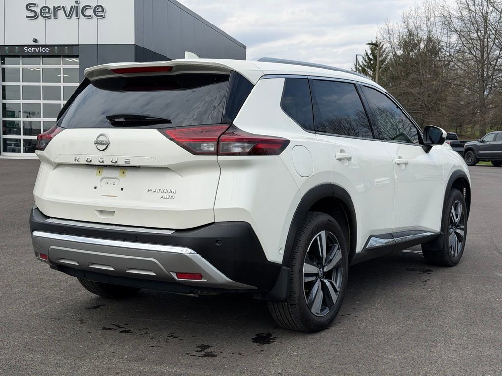 Used 2023 Nissan Rogue Platinum w/ Platinum Premium Package image 5