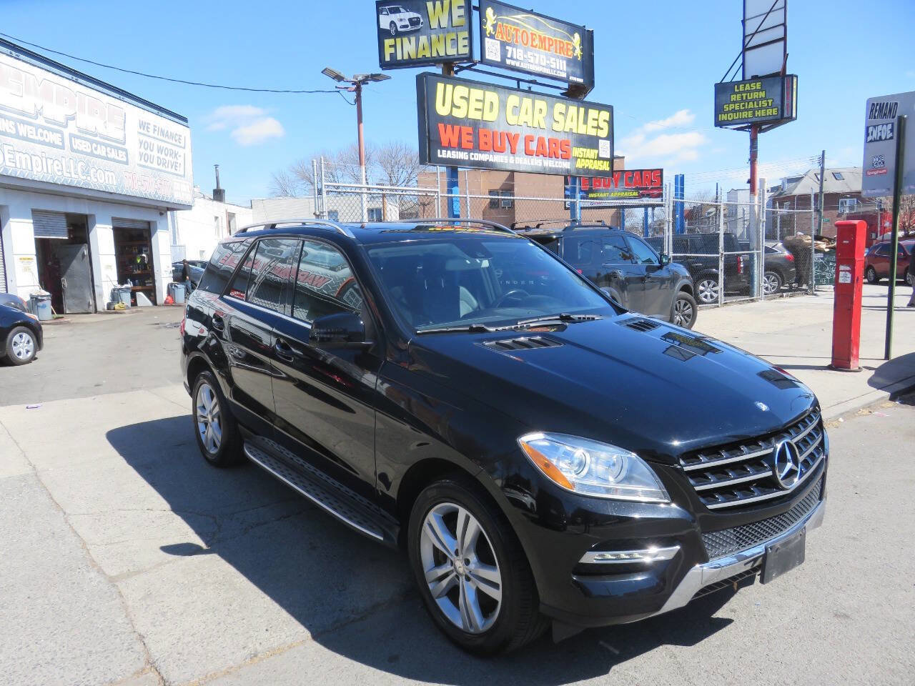 Used 2015 Mercedes-Benz ML 350 4MATIC image 3