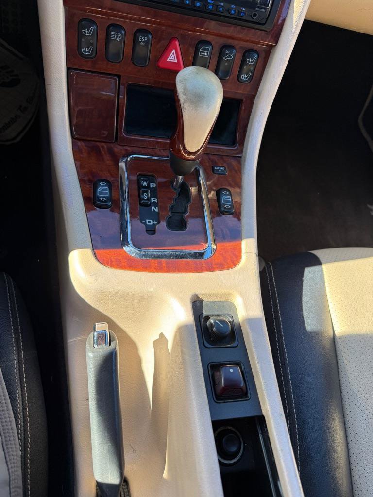 Used 2003 Mercedes-Benz SLK 320 image 21