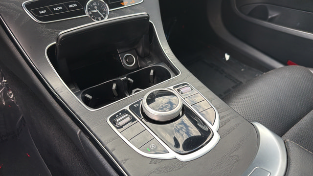 Used 2021 Mercedes-Benz C 300 Sedan w/ Premium Package image 21