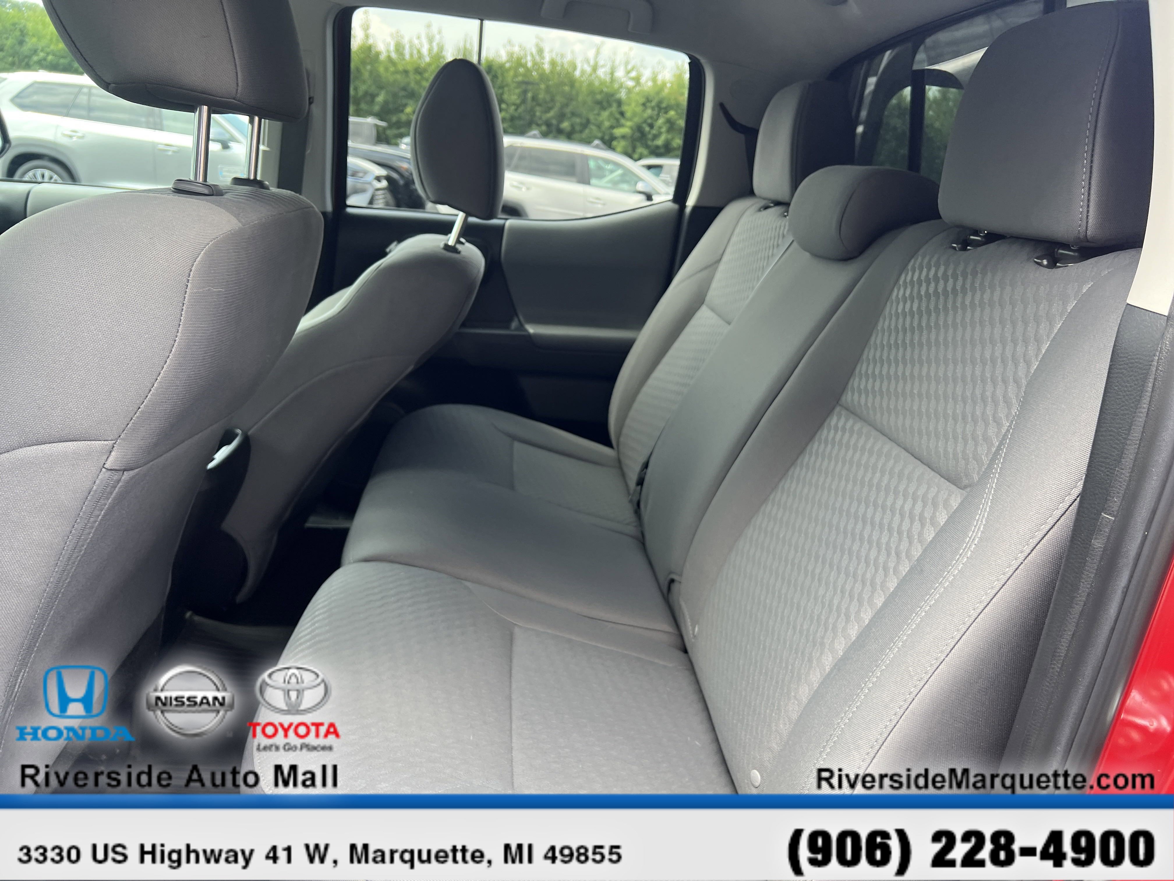Used 2023 Toyota Tacoma SR5 w/ Technology Package image 25