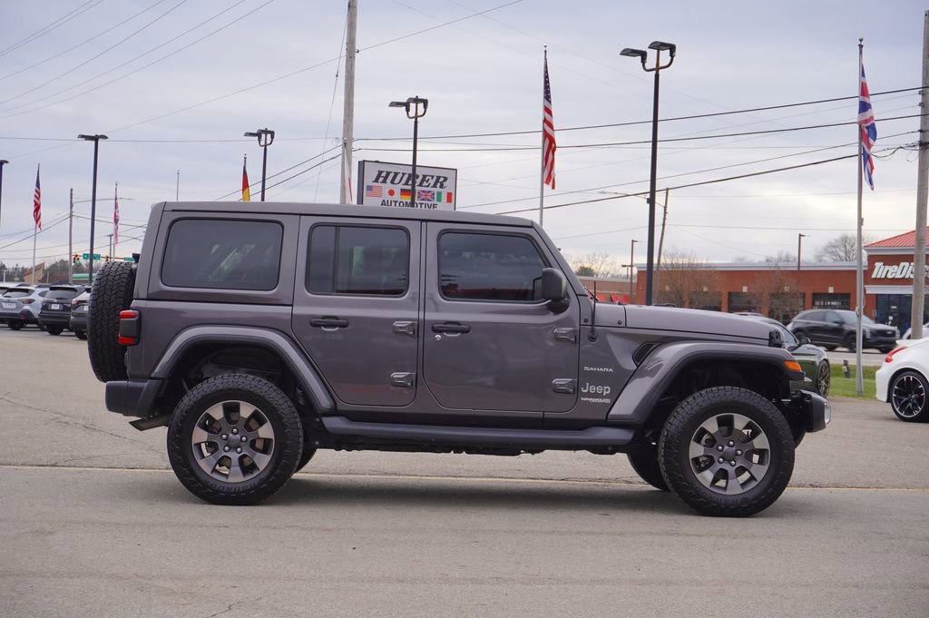 Used 2018 Jeep Wrangler Unlimited Sahara image 8