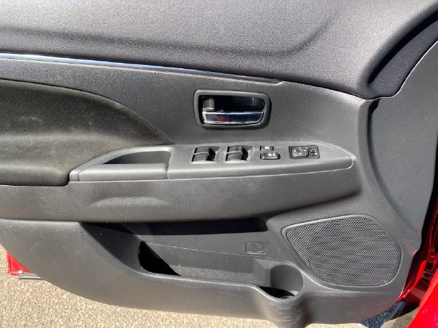Used 2024 Mitsubishi Outlander Sport ES AWD/4WD image 14