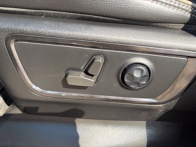 Used 2023 RAM 1500 Limited AWD/4WD image 16