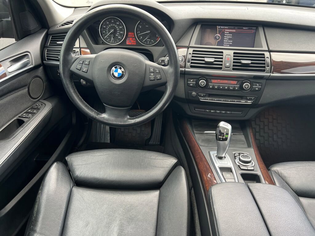 Used 2011 BMW X5 xDrive35i image 15