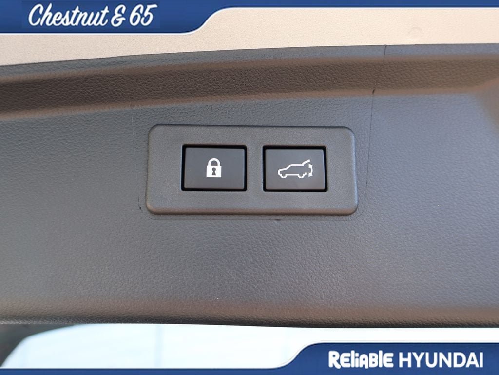 Used 2025 Subaru Outback Wilderness AWD/4WD image 16