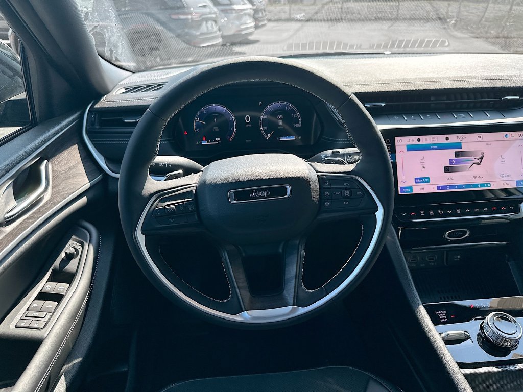 New 2026 Jeep Grand Cherokee L 4WD image 31