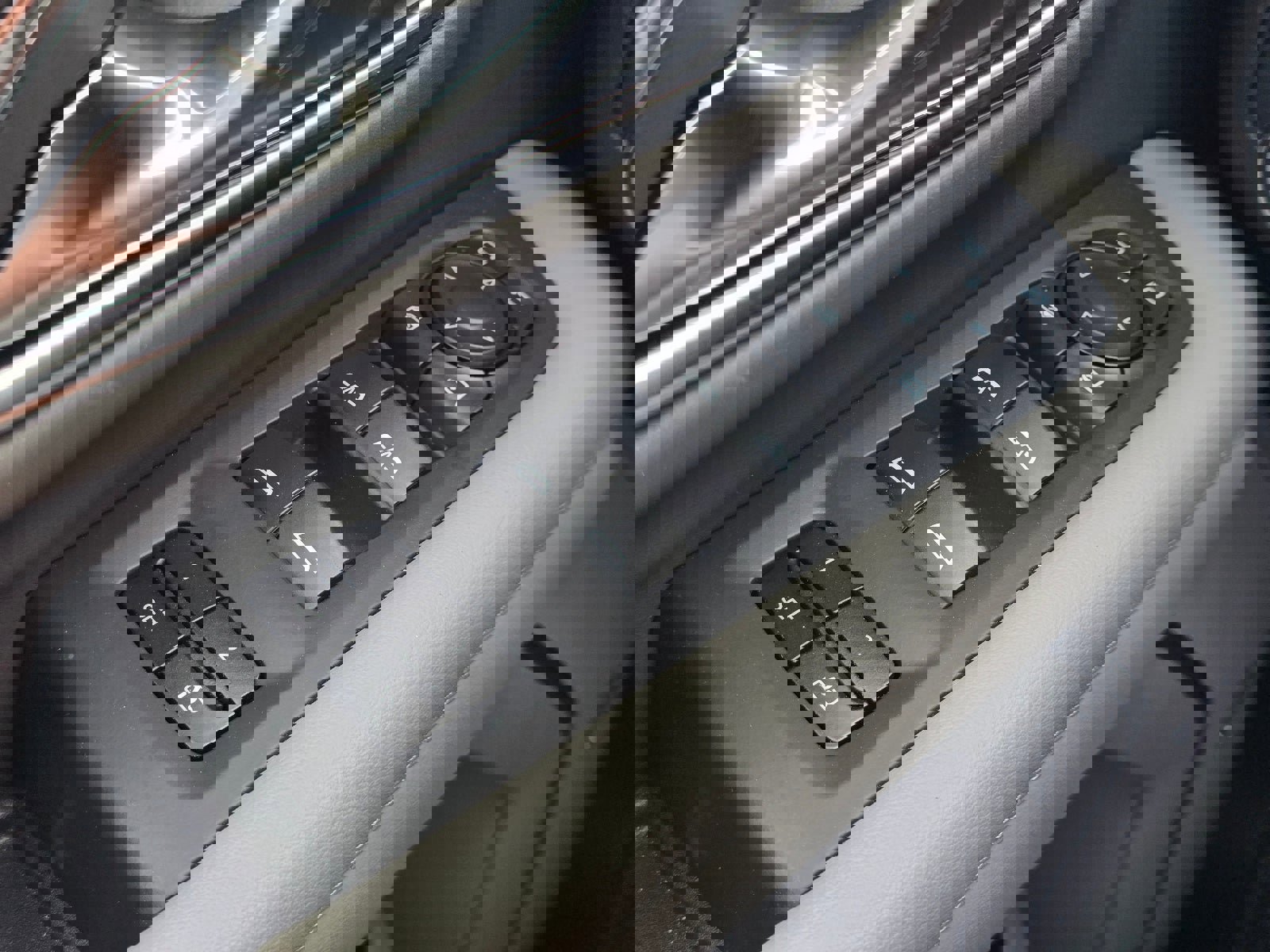 Used 2023 Chevrolet Tahoe Z71 w/ Luxury Package image 23