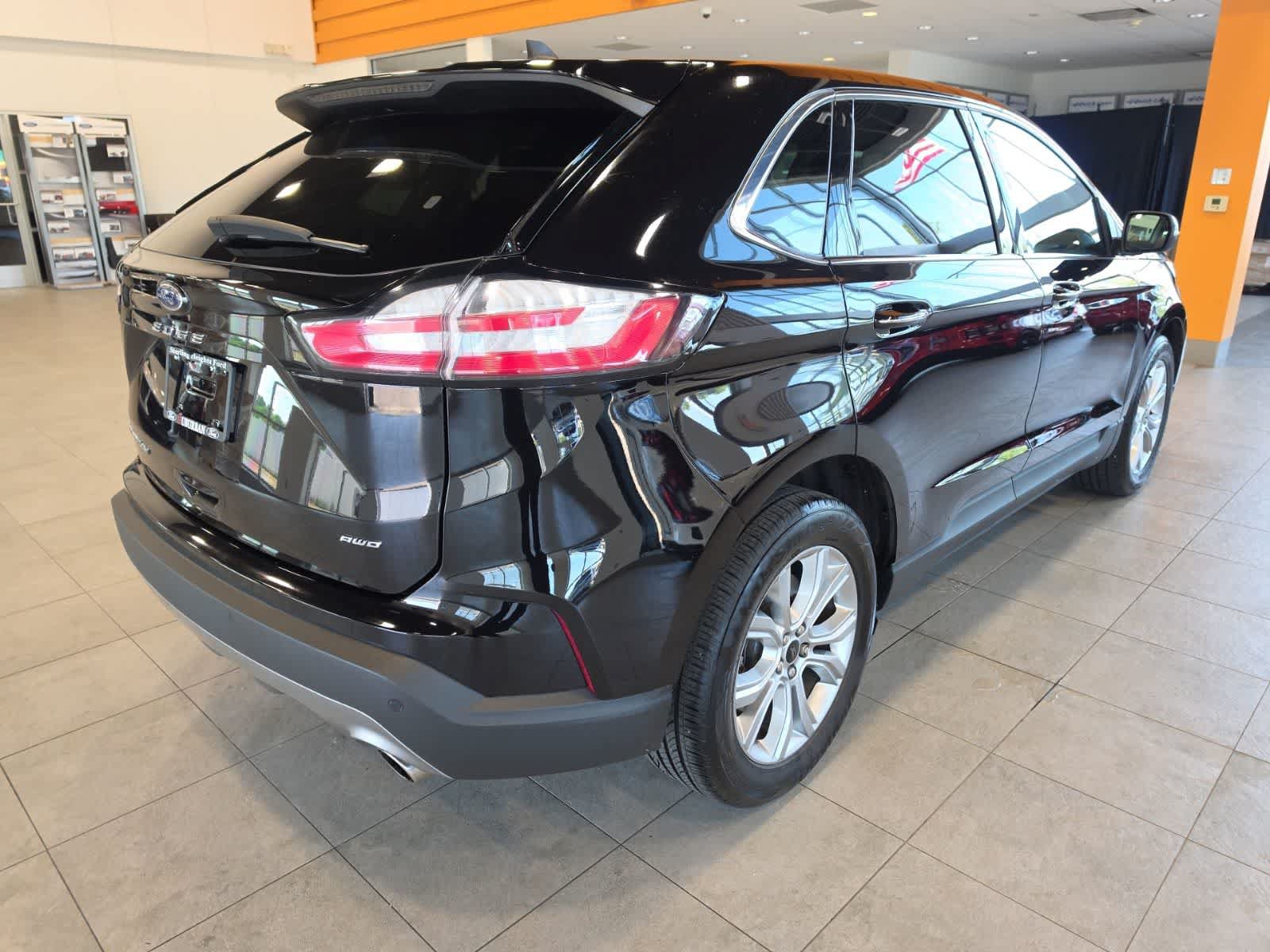 Used 2024 Ford Edge Titanium AWD/4WD image 7