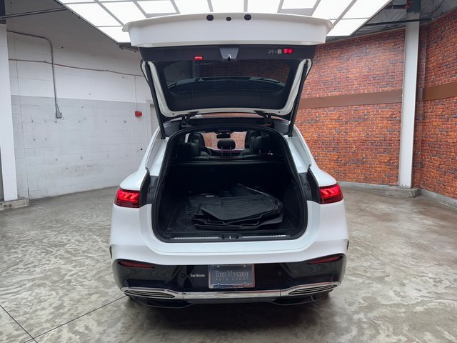Certified 2023 Mercedes-Benz EQS 580 4MATIC SUV image 26