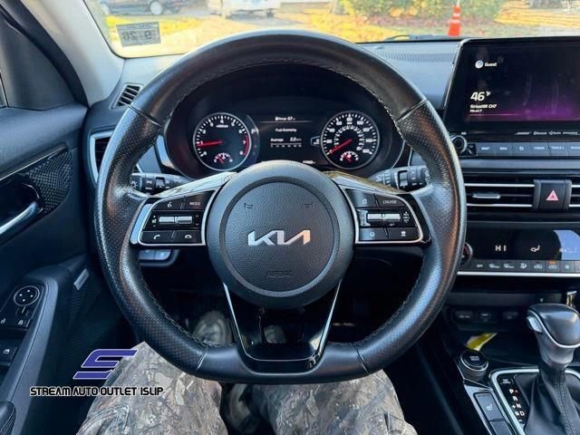 Used 2022 Kia Seltos SX image 35