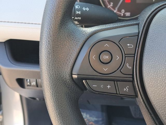 Used 2023 Toyota RAV4 XLE image 12