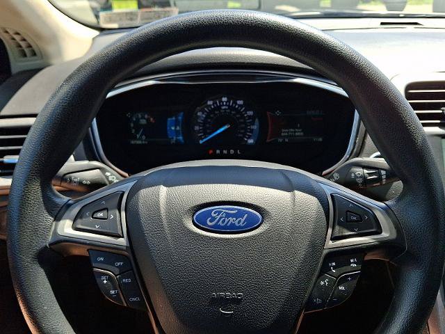 Certified 2020 Ford Fusion SE FWD image 18