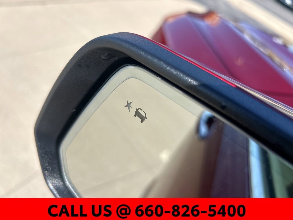 Used 2021 GMC Acadia Denali w/ Denali Ultimate Package image 18