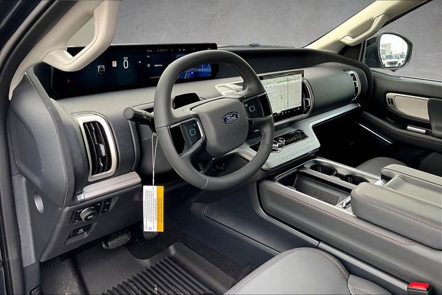 New 2025 Ford Expedition Active image 6