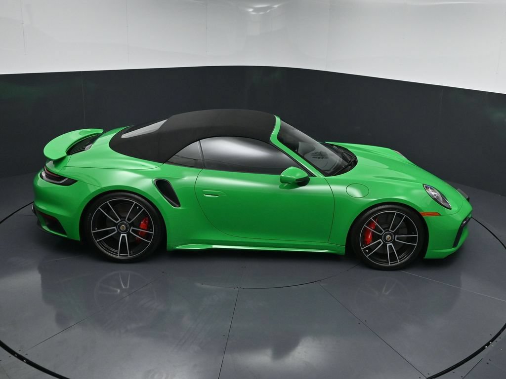 Certified 2022 Porsche 911 Turbo AWD/4WD image 17