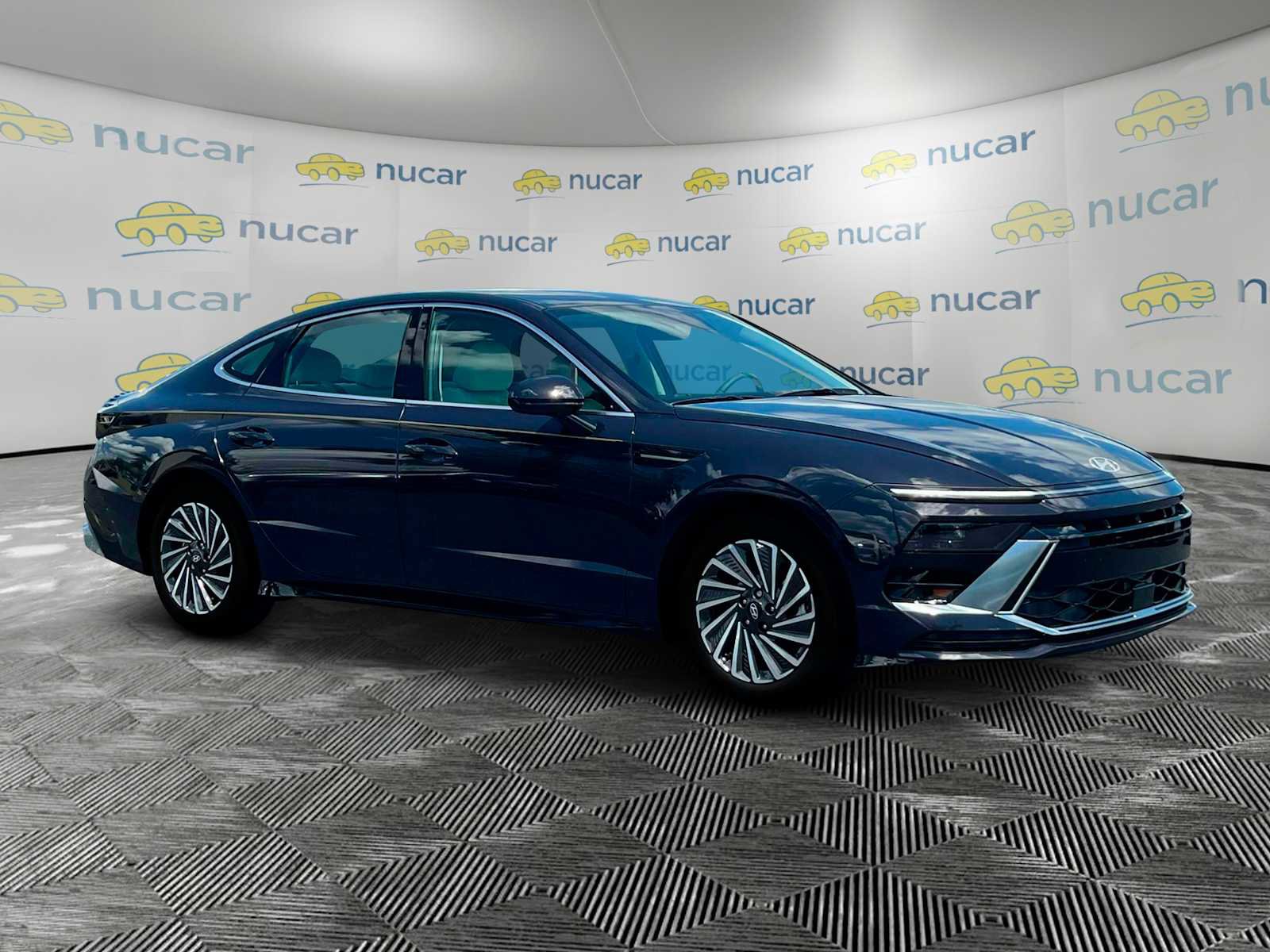 New 2025 Hyundai Sonata SEL image 1