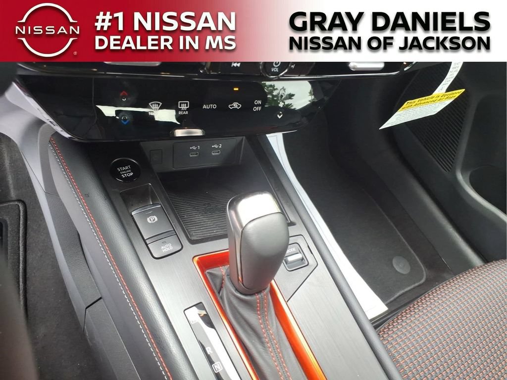 Certified 2025 Nissan Kicks SR AWD/4WD image 26
