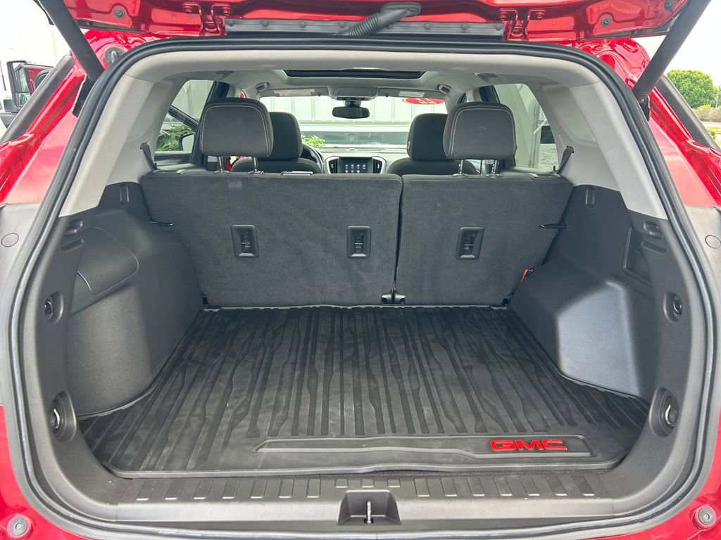 Certified 2022 GMC Terrain SLE w/ Driver Convenience Package FWD image 35