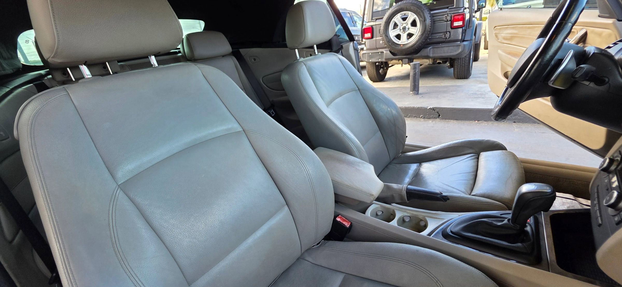 Used 2011 BMW 128i Convertible image 20