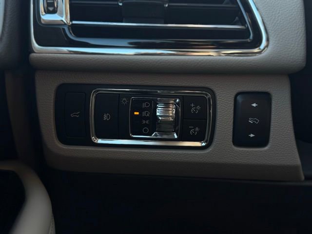 Certified 2024 Lincoln Navigator Reserve image 36