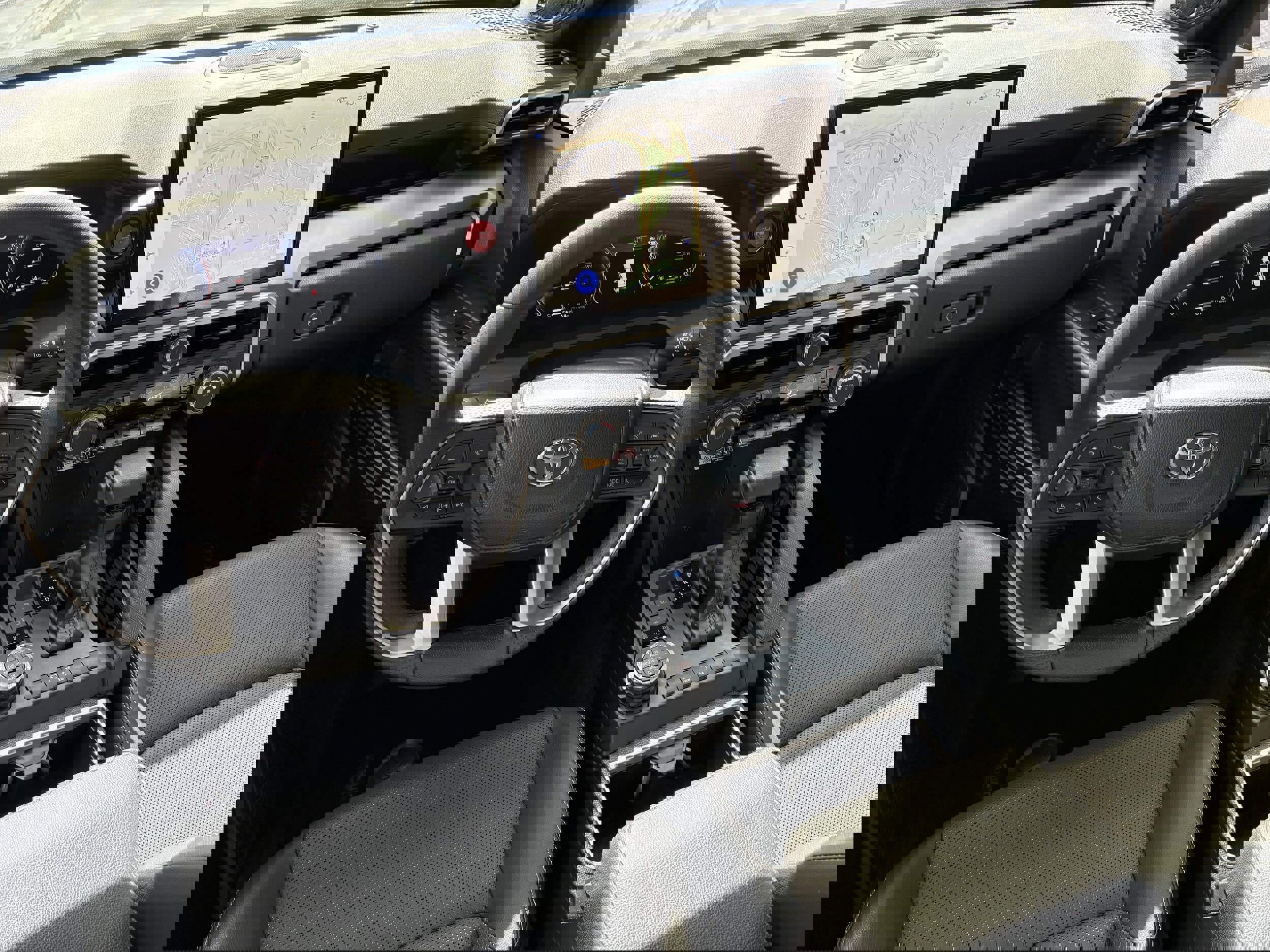 Used 2025 Toyota 4Runner TRD Off-Road Premium image 13