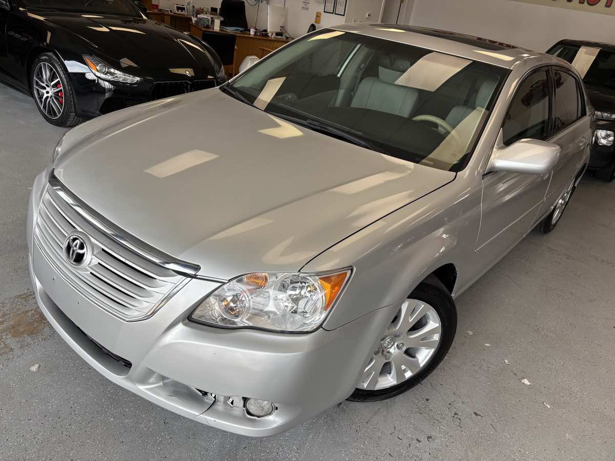 Used 2009 Toyota Avalon XLS FWD image 10