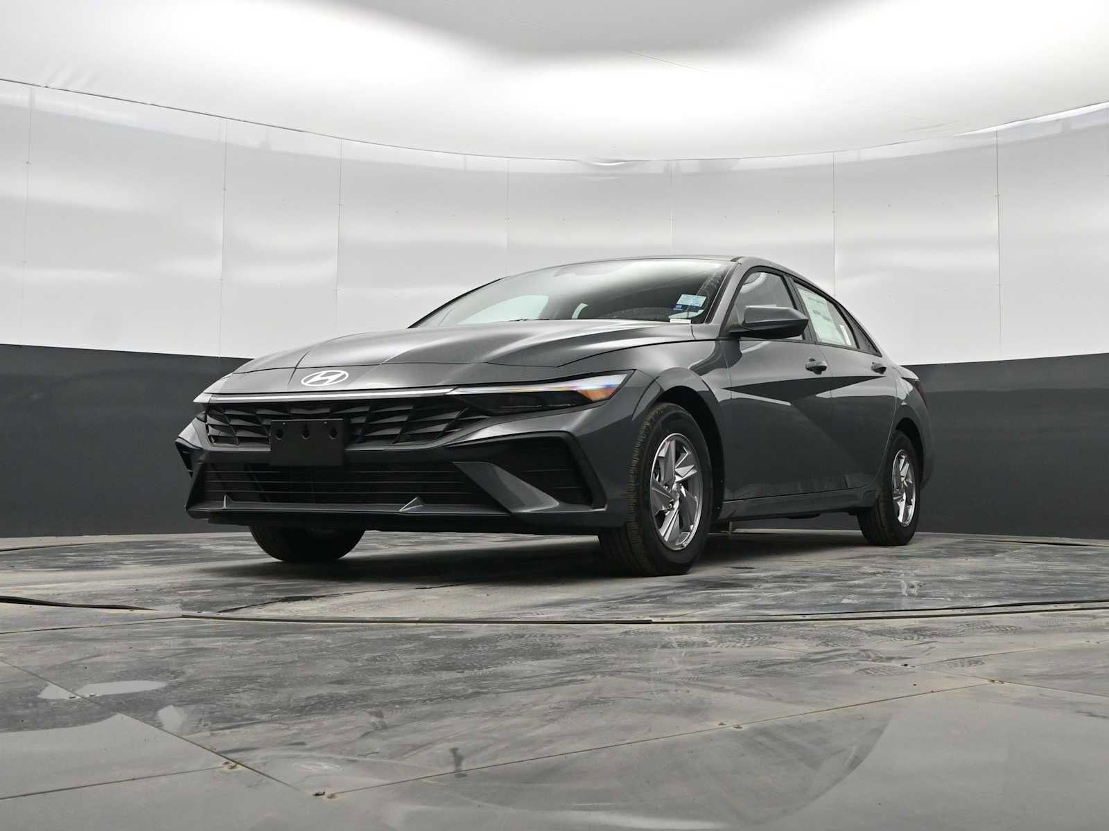 New 2026 Hyundai Elantra SE image 31