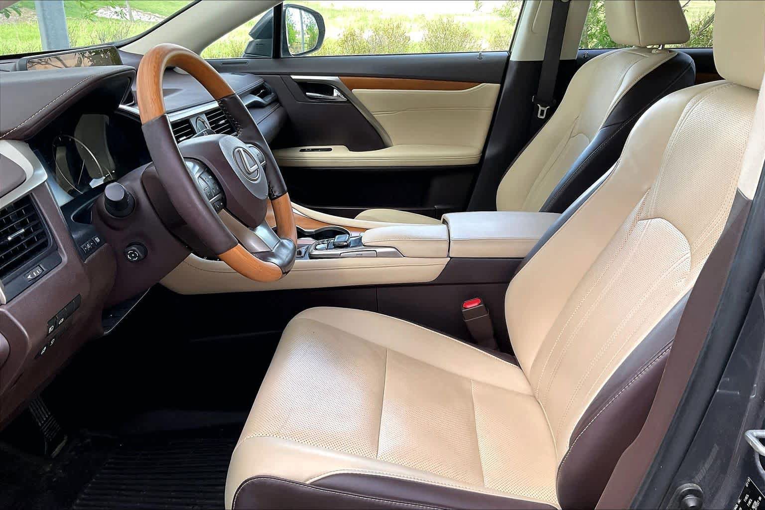 Used 2019 Lexus RX 350 AWD w/ Navigation Package image 8