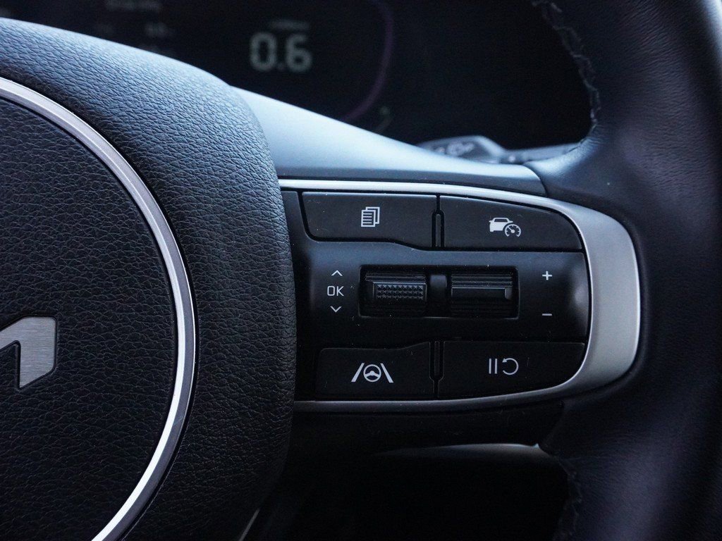 Used 2023 Kia Sportage EX image 37