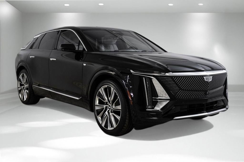 Used 2023 Cadillac Lyriq 2WD image 6
