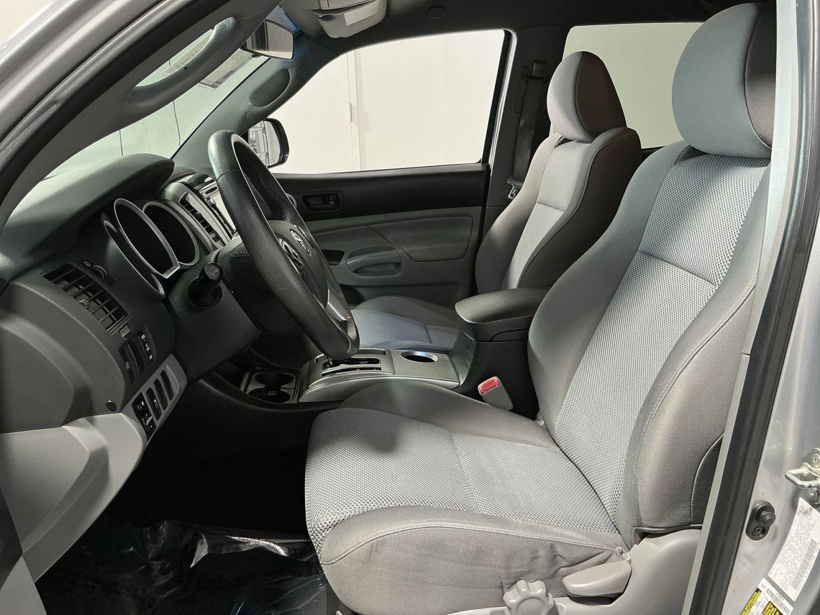 Used 2014 Toyota Tacoma PreRunner w/ TRD Sport Package image 21