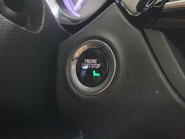 Used 2019 Buick Envision Essence FWD image 33