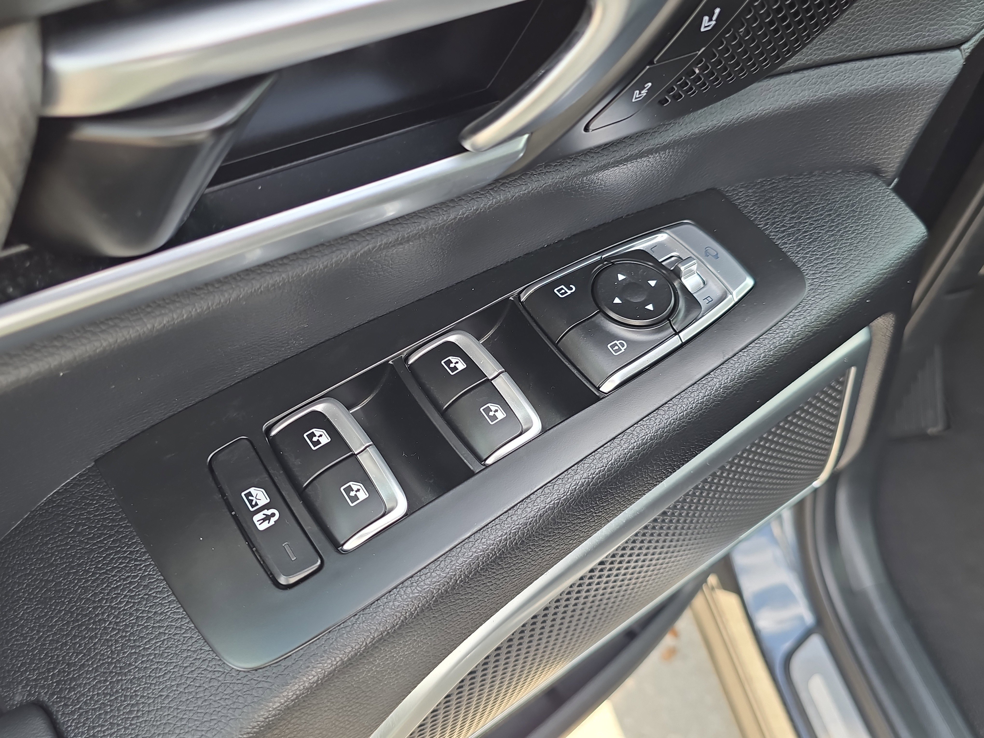 Certified 2024 Kia Telluride SX image 21